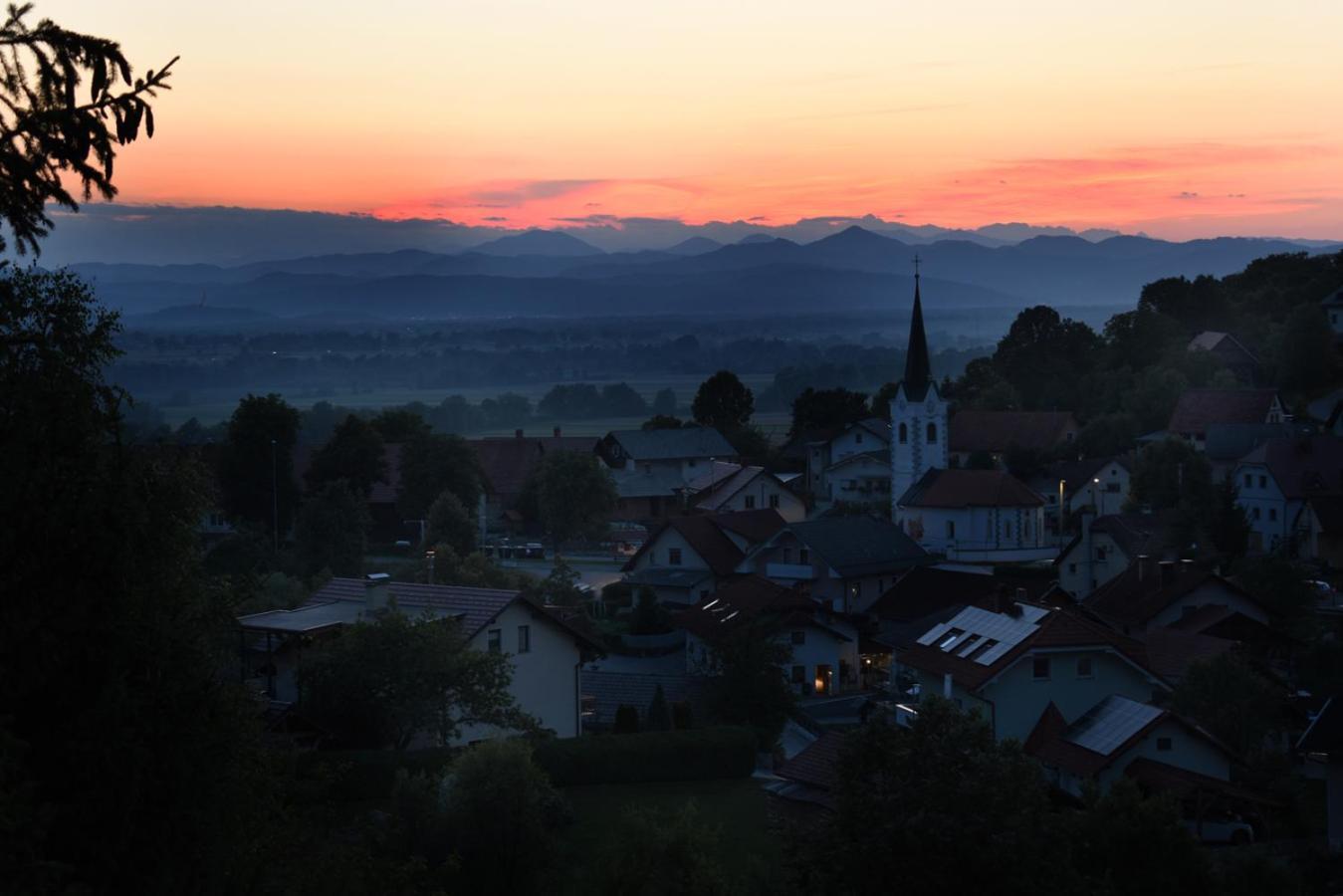 Apartmaji Lejardin Skofljica Экстерьер фото